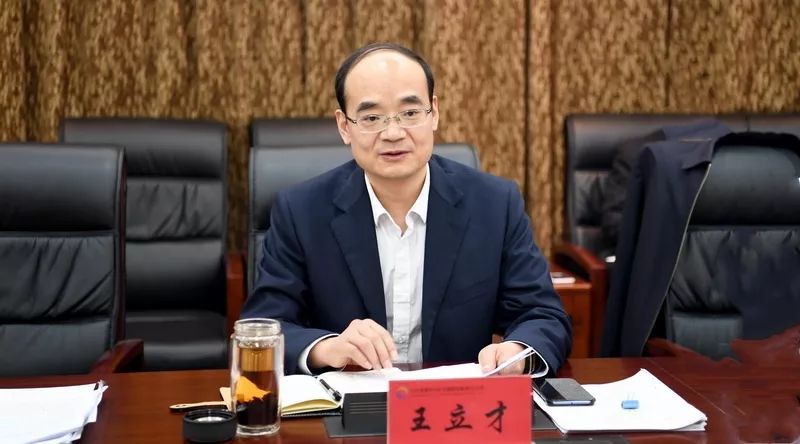 深圳龙岗足球俱乐部防守稳固，坚决守住胜利的简单介绍