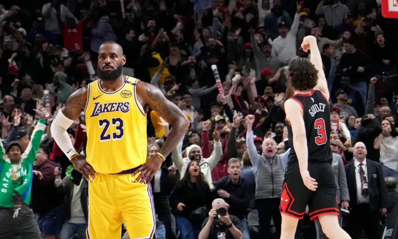 三亿体育体育娱乐-包含国王与湖人的激烈对决，全场上演绝杀的词条