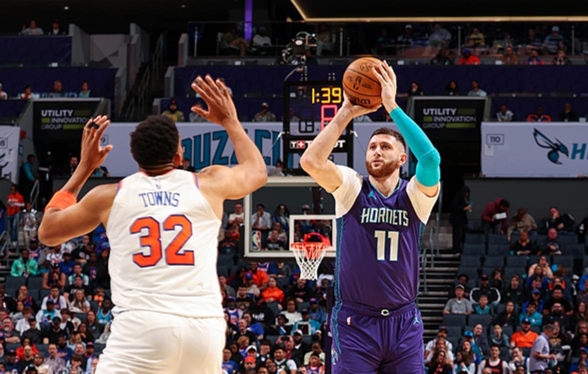 黄蜂主场击败森林狼,史密斯砍24分 黄蜂主场击败森林狼,史密斯砍24分