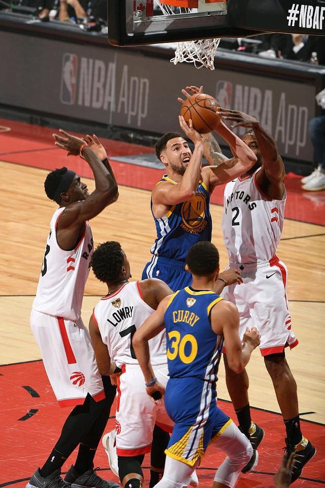 三亿体育体育网址-关于猛龙昨晚胜出但教练称队员需提高进攻效率的信息